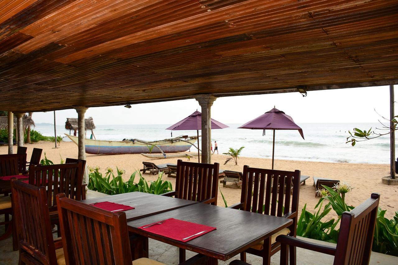 Ranmal Beach Hotel Hikkaduwa Exterior foto