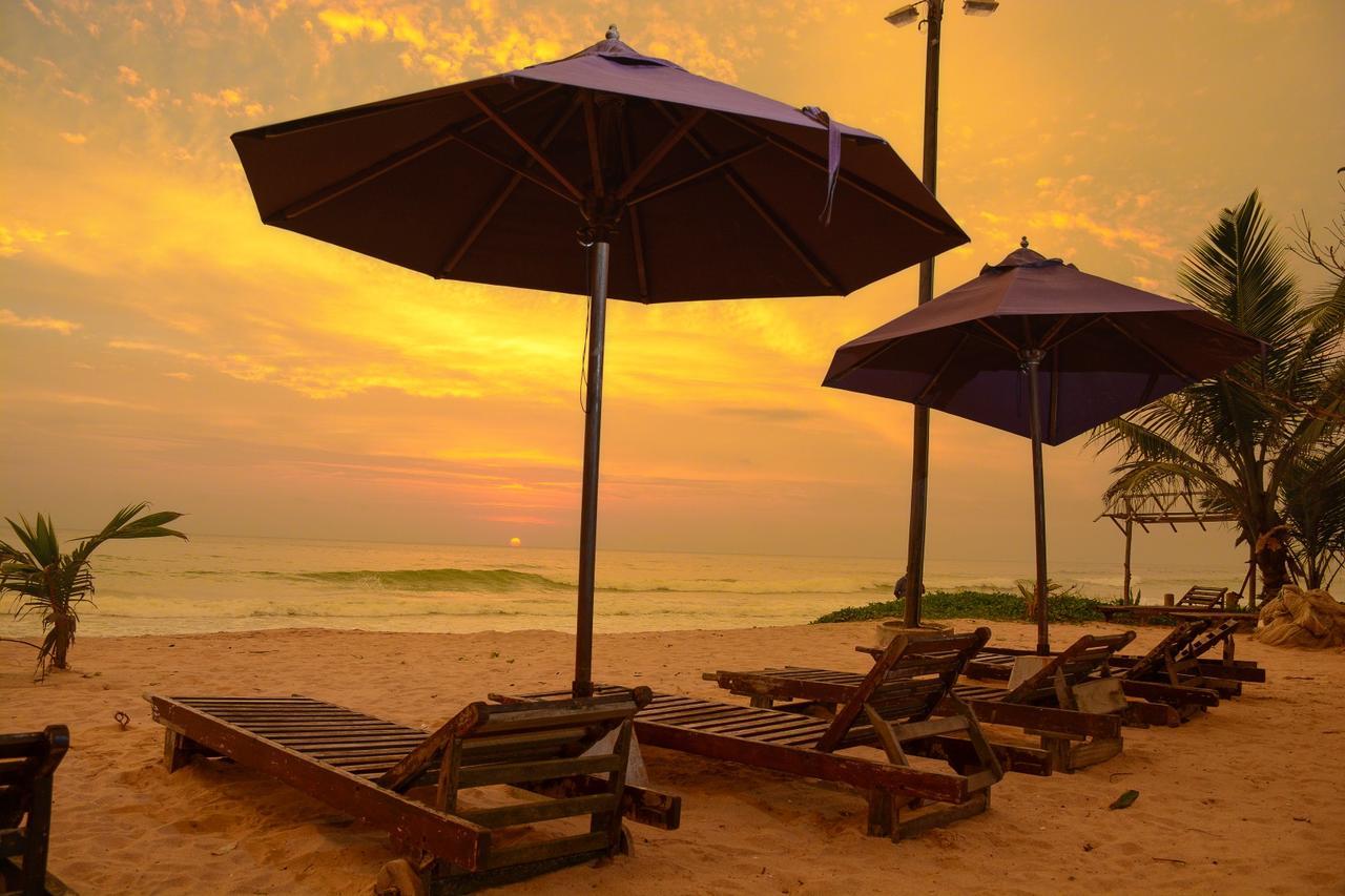 Ranmal Beach Hotel Hikkaduwa Exterior foto