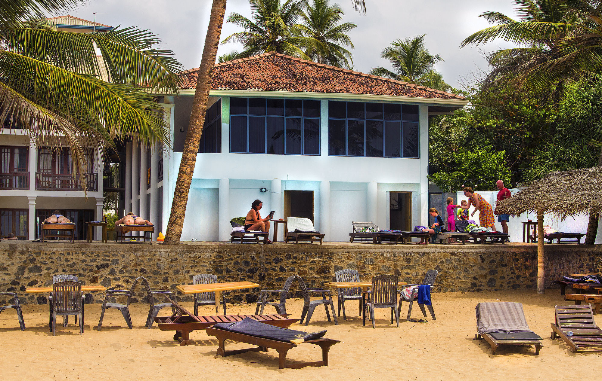 Ranmal Beach Hotel Hikkaduwa Exterior foto